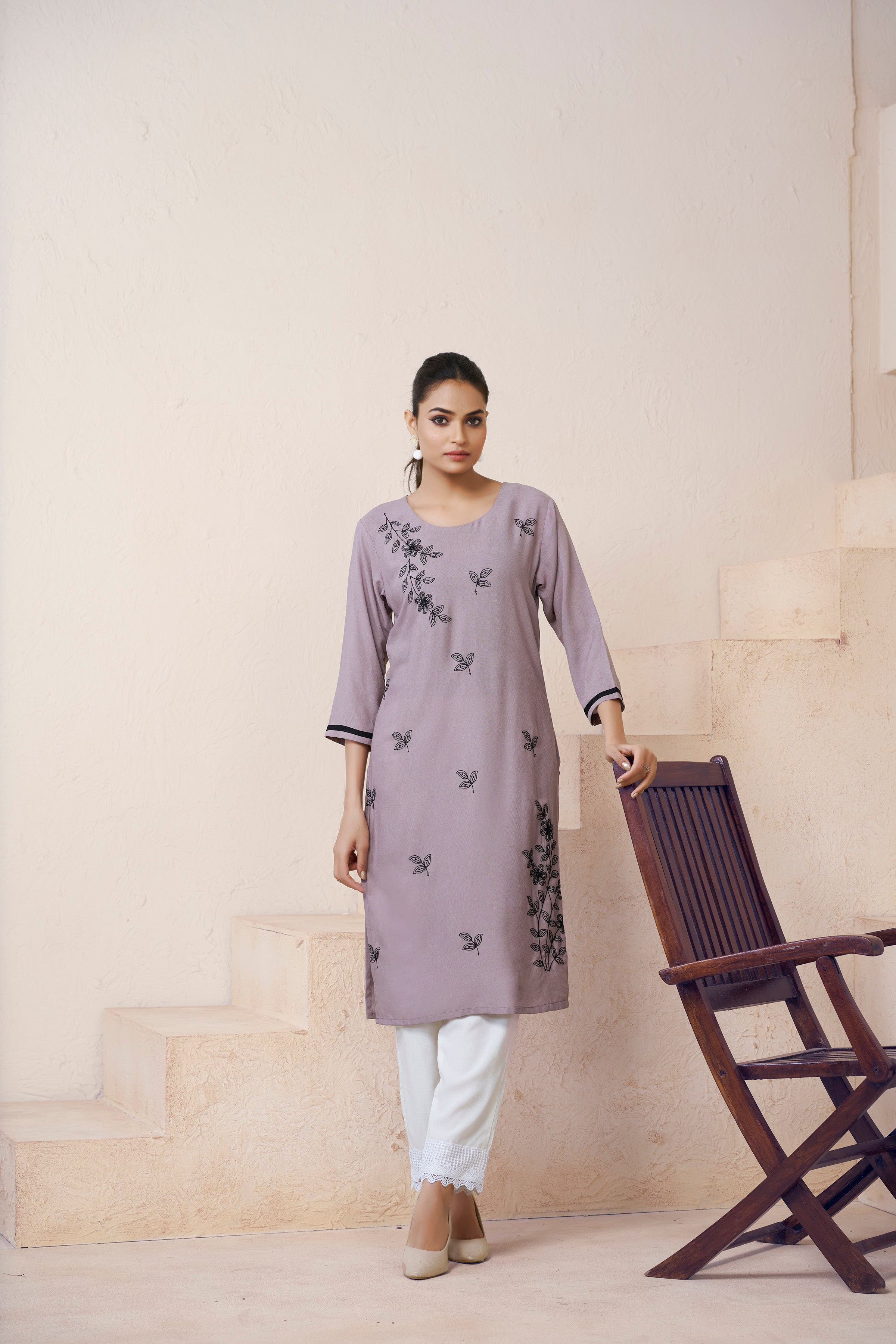 Grey Viscose Rayon Kurti with Thread Work and 3/4 Sleeves with Stylish Neckline